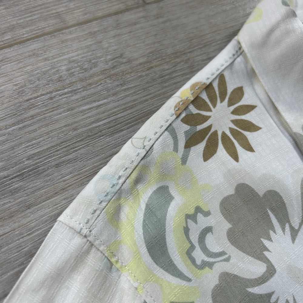 Tommy Bahama Mens Large Cream 100% Silk Loop Collar Hawaiian Floral Button Up - Picture 4 of 14